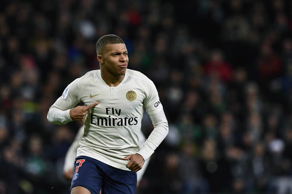 苹果现“后乔布斯时代”最严峻人事震荡